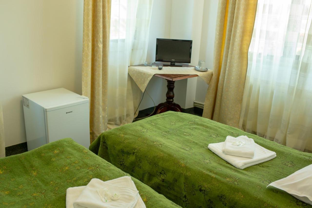 Curtea Brancoveneasca Hotel Constanta Bagian luar foto