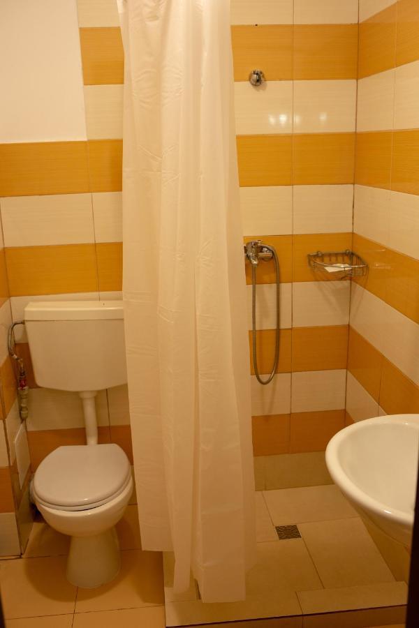 Curtea Brancoveneasca Hotel Constanta Bagian luar foto