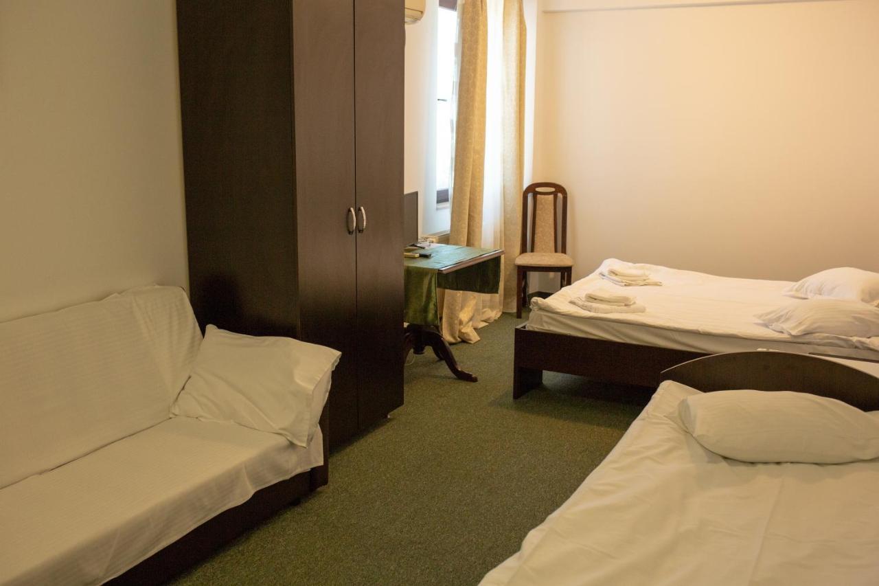 Curtea Brancoveneasca Hotel Constanta Bagian luar foto