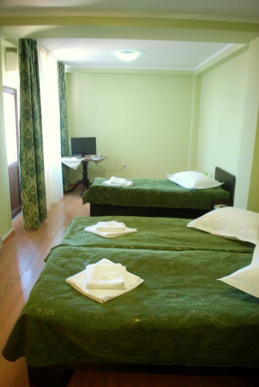 Curtea Brancoveneasca Hotel Constanta Ruang foto