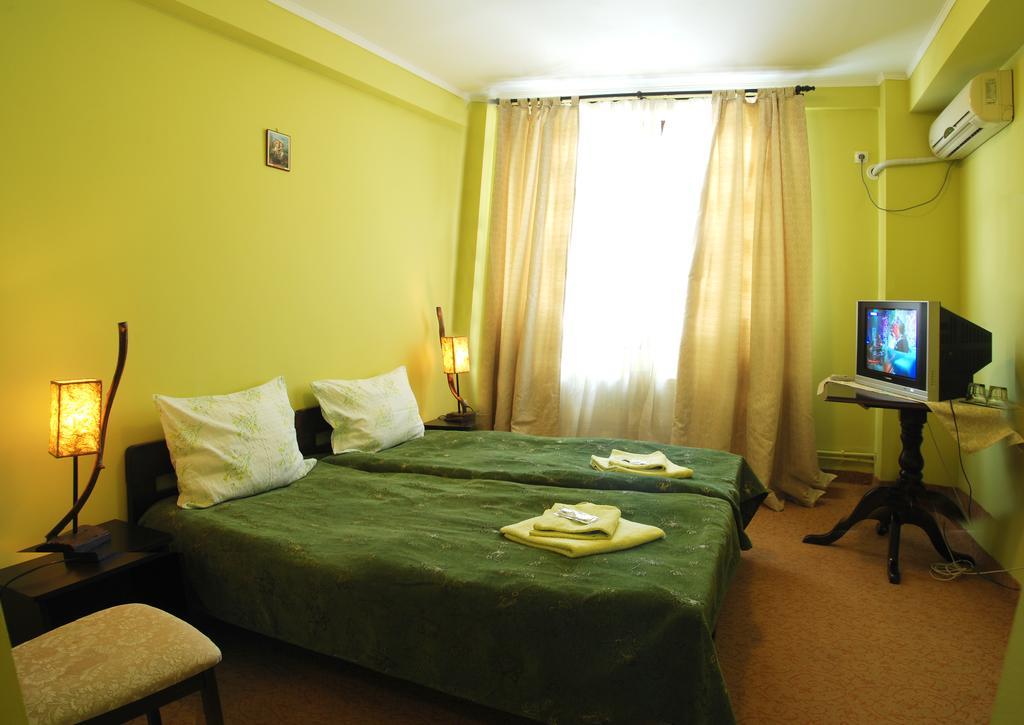 Curtea Brancoveneasca Hotel Constanta Ruang foto